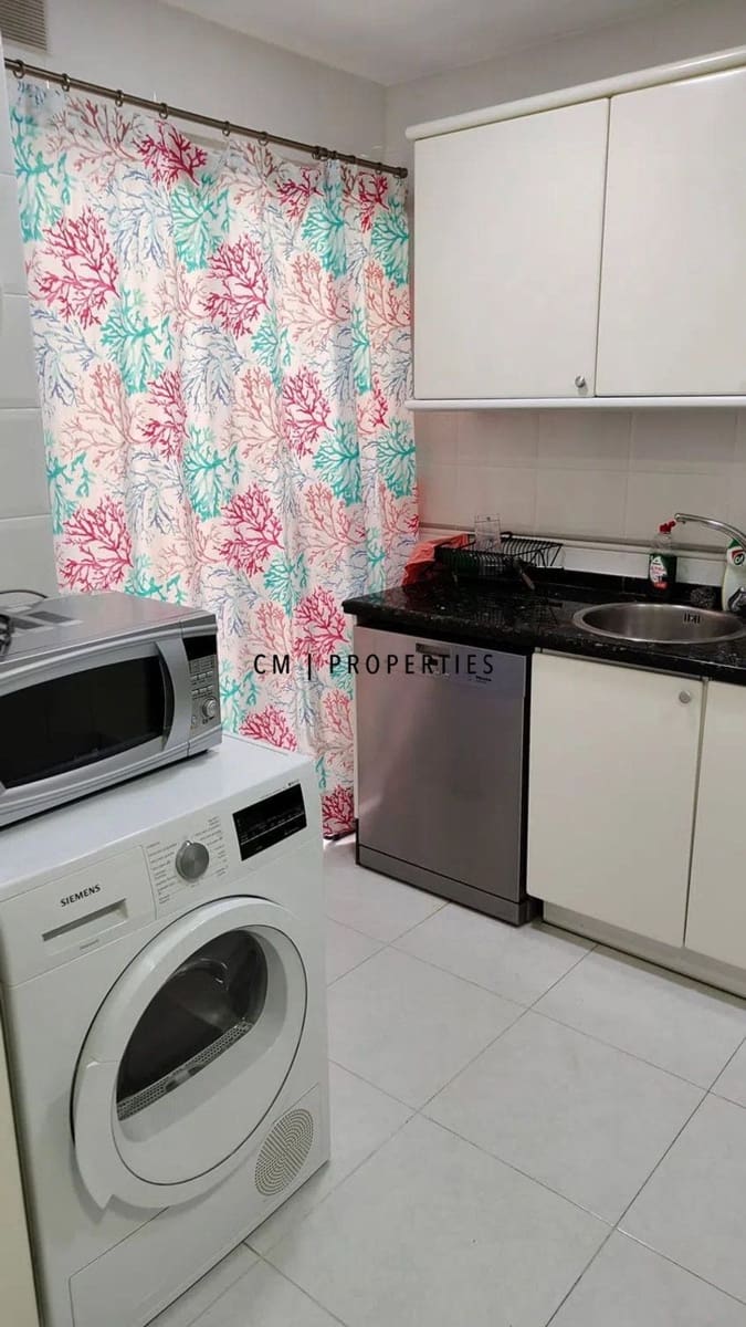 4 makuuhuone Asunto vuokrattavana paikassa Valencia kaupunki - 1 600 € (Ref: 9402747)