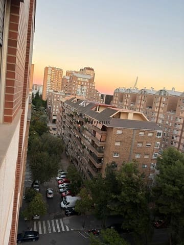 4 sypialnia Mieszkanie do wynajęcia w Ciutat de les Arts i de les Ciencies, Miasto Walencja z basenem garażem - 1 600 € (Ref: 9403621)