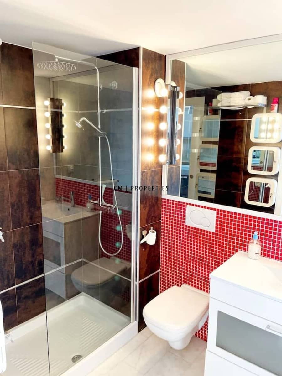 1 slaapkamer Penthouse te huur in Valencia stad - € 1.230 (Ref: 9404644)