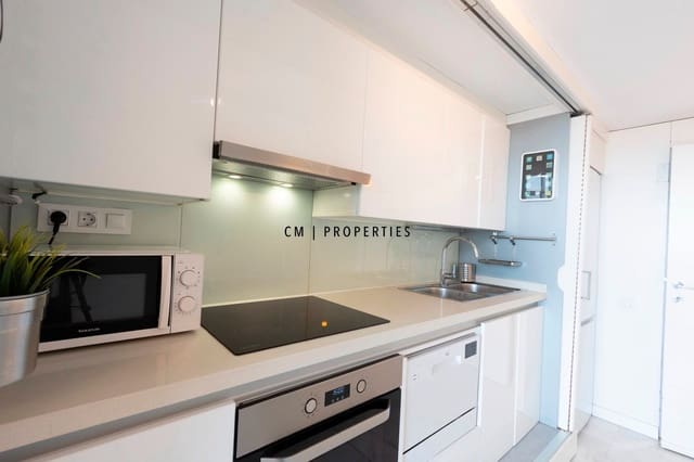 Ático de 1 habitación en València ciudad en alquiler - 1.230 € (Ref: 9404644)