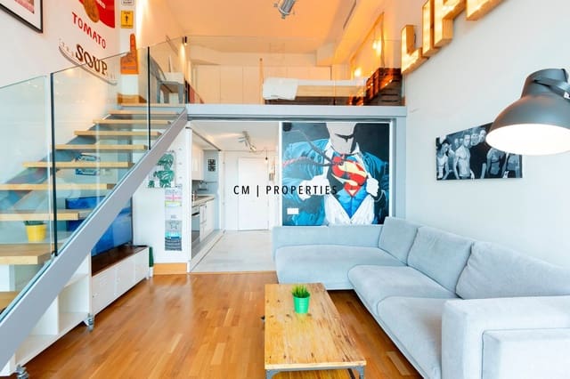 Ático de 1 habitación en València ciudad en alquiler - 1.230 € (Ref: 9404644)