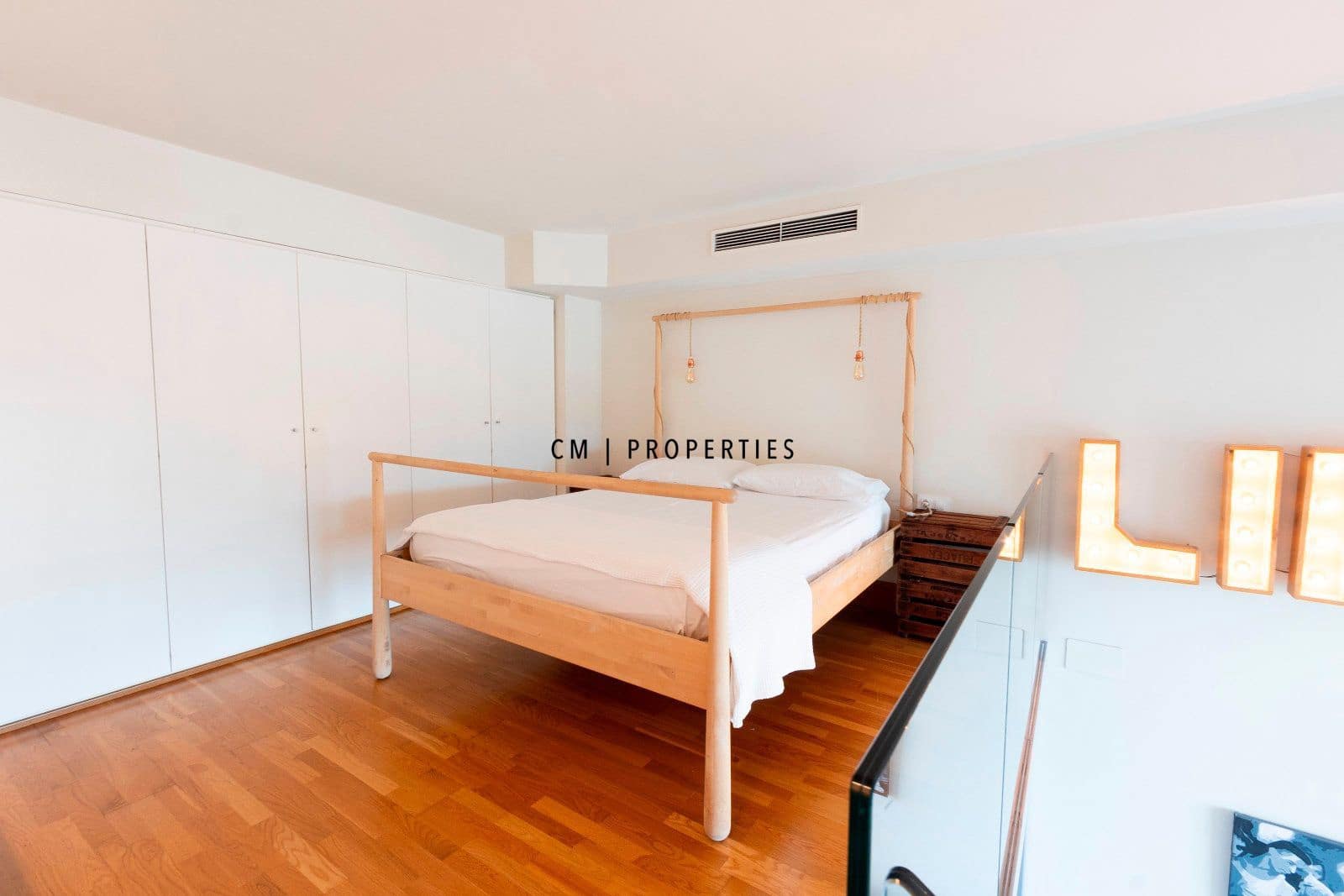 1 soveværelse Penthouse til leje i Valencia by - € 1.230 (Ref: 9404644)