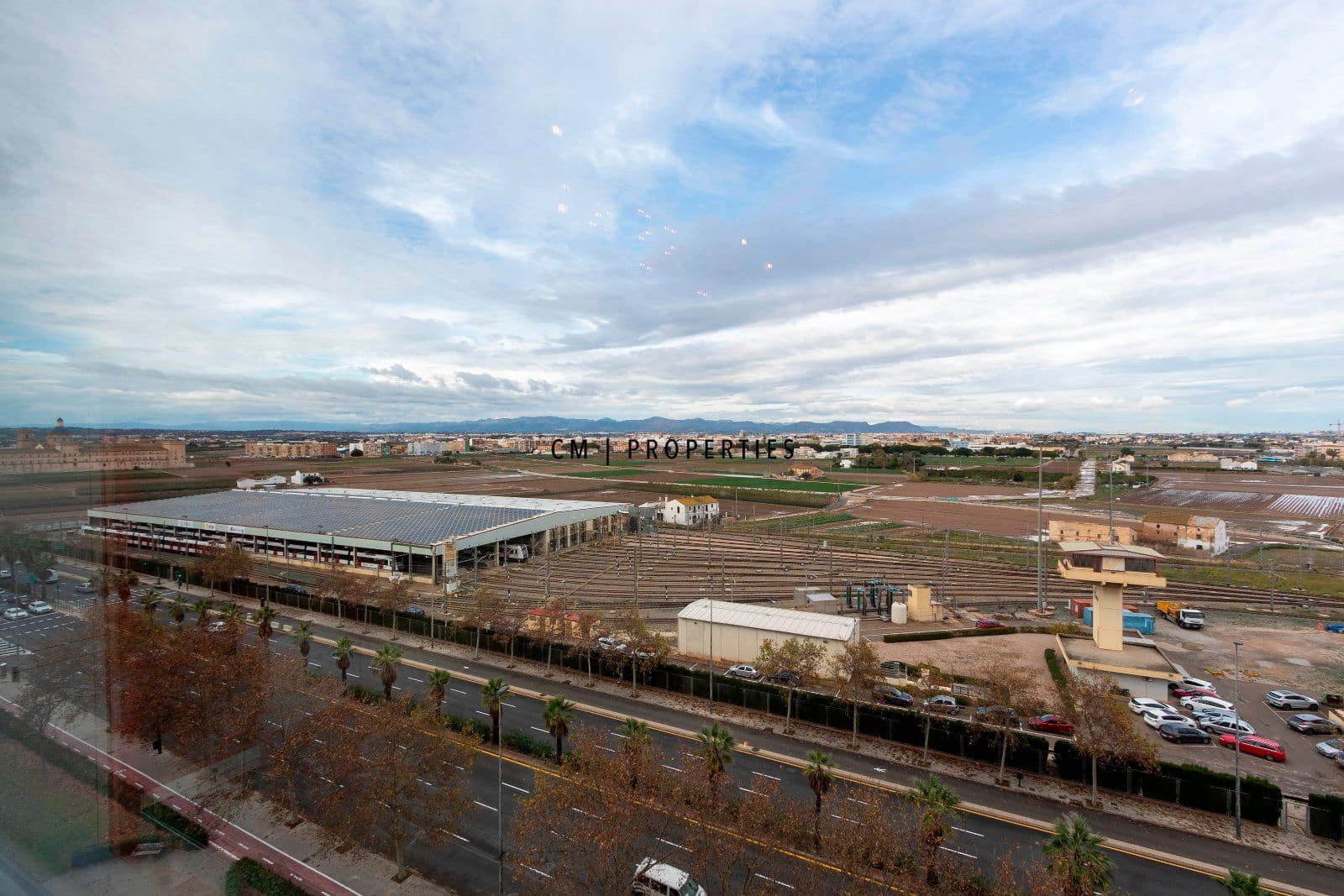 1 soveværelse Penthouse til leje i Valencia by - € 1.230 (Ref: 9404644)