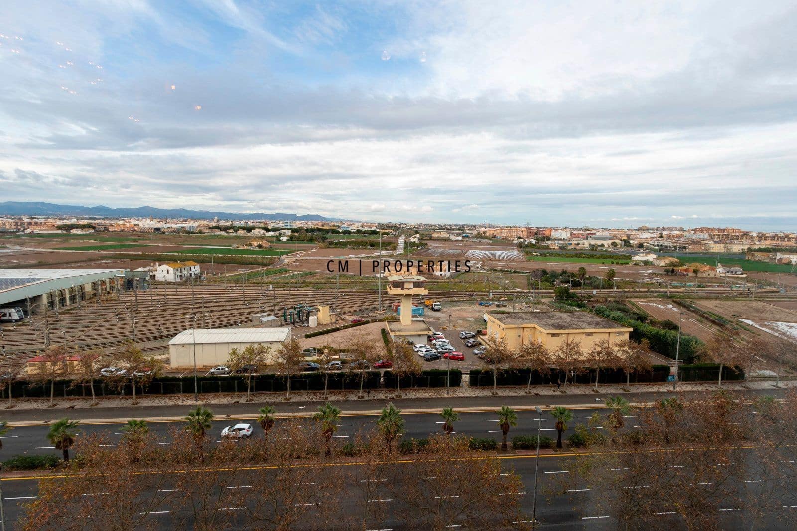 1 soveværelse Penthouse til leje i Valencia by - € 1.230 (Ref: 9404644)