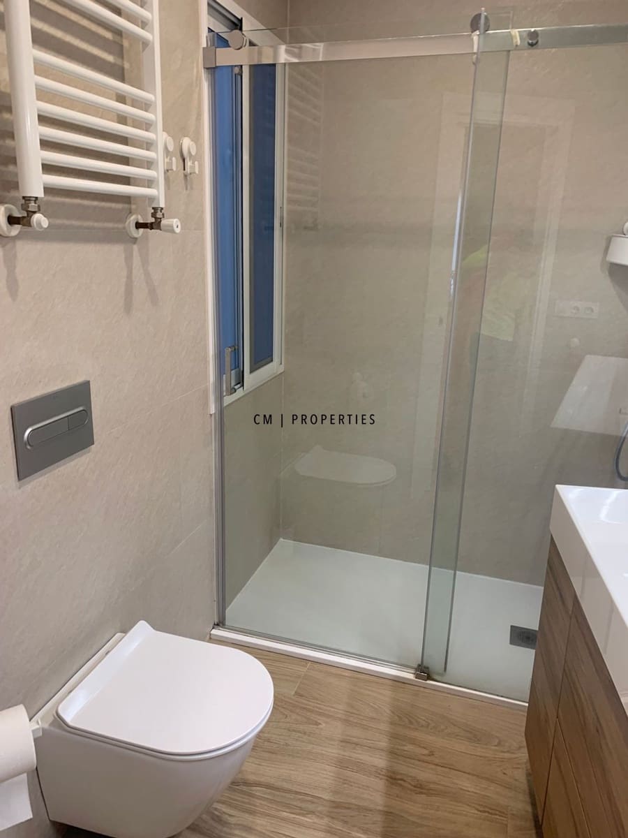 2 soveværelse Lejlighed til leje i Valencia by - € 2.500 (Ref: 9405763)