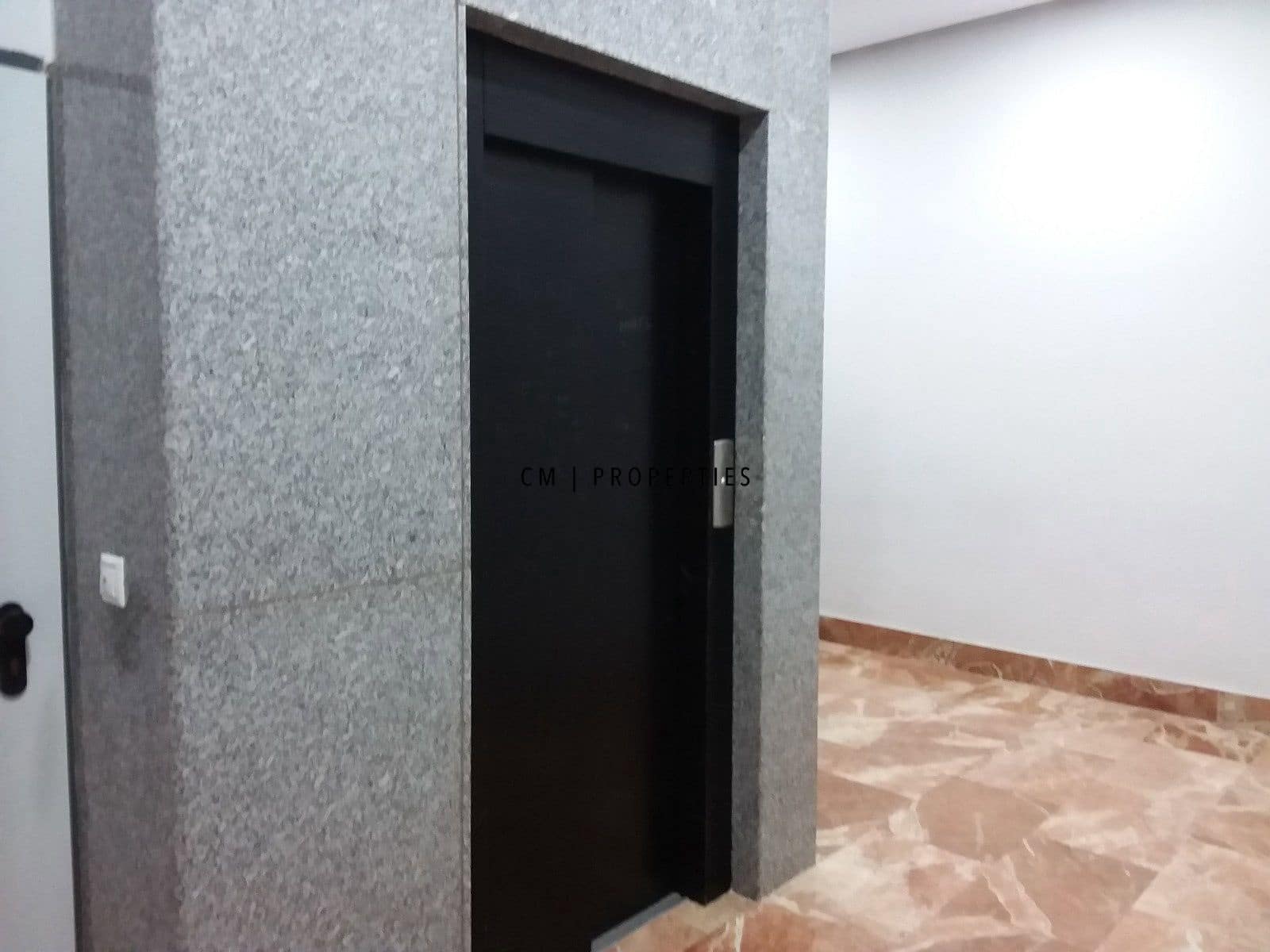 2 slaapkamer Penthouse te koop in Torrent met garage - € 369.000 (Ref: 9409934)