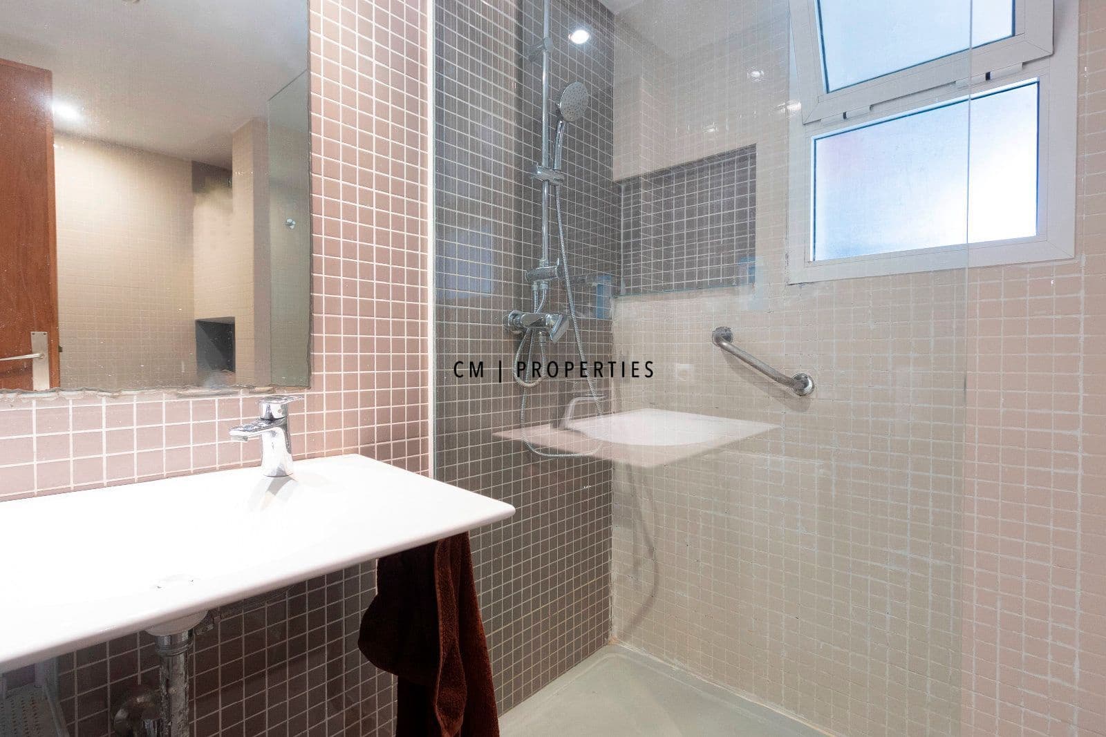 4 sovrum Lägenhet till salu i Valencia stad med garage - 1 200 000 € (Ref: 9410145)