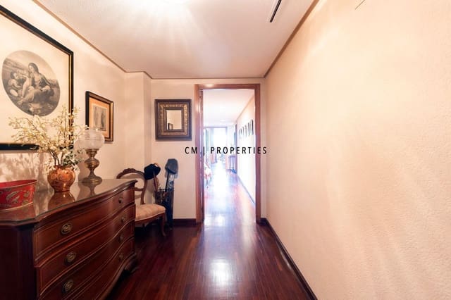 4 sovrum Lägenhet till salu i Jaume Roig, Valencia stad med garage - 1 200 000 € (Ref: 9410145)