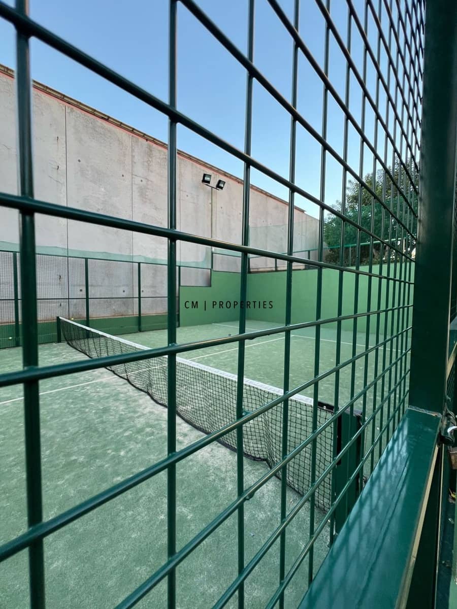 Penthouse do wynajęcia w Miasto Walencja z basenem garażem - 1 000 € (Ref: 9411328)