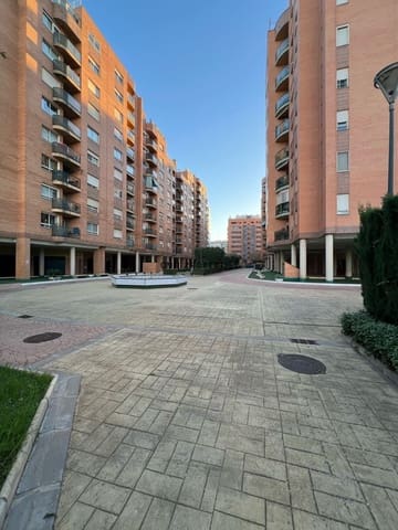 Penthouse do wynajęcia w Sant Llorens, Miasto Walencja z basenem garażem - 1 000 € (Ref: 9411328)