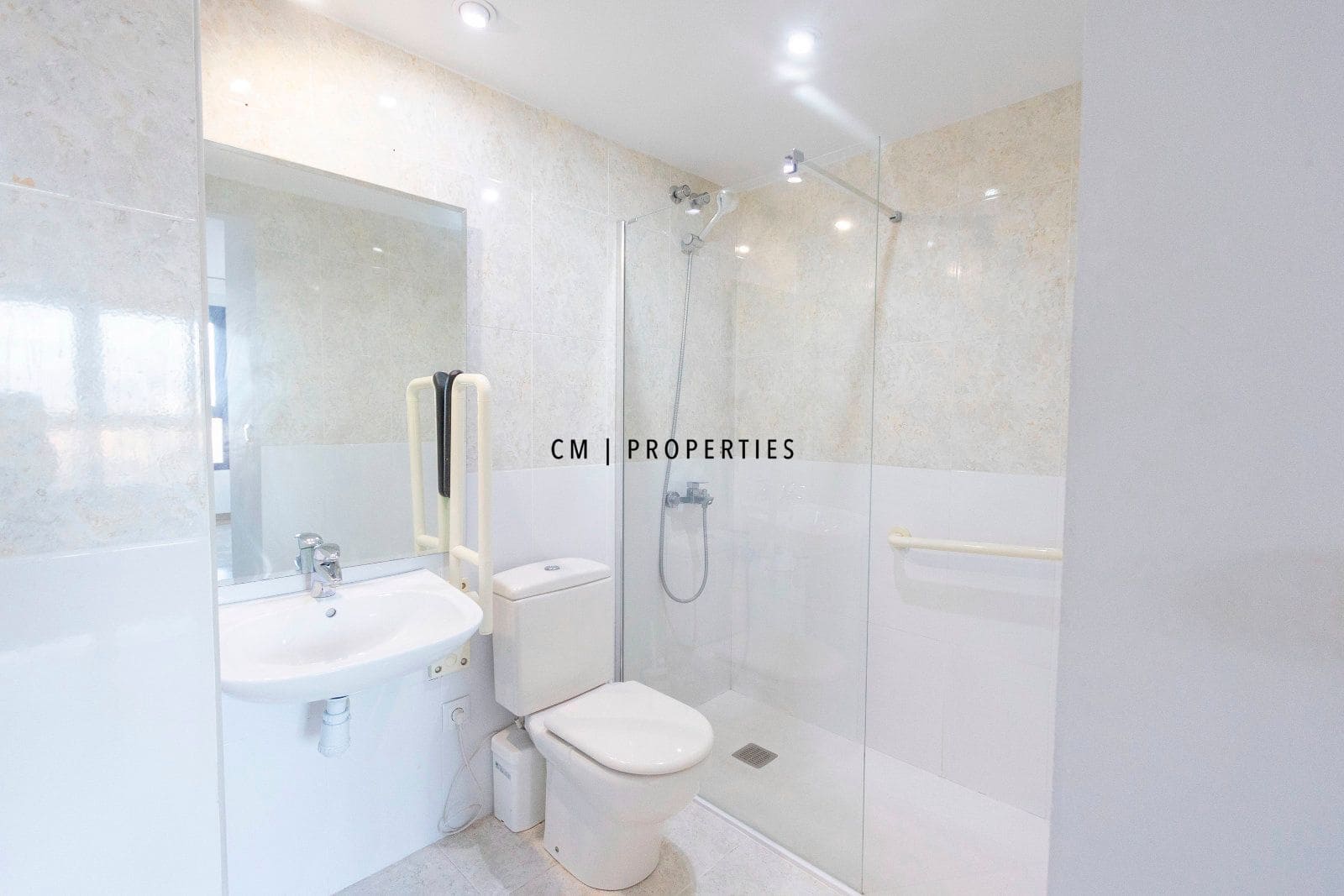 3 soveværelse Lejlighed til salg i Valencia by med garage - € 650.000 (Ref: 9412679)