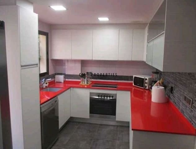 4 bedroom Townhouse for sale in Puçol with pool garage - € 399,950 (Ref: 9415104)