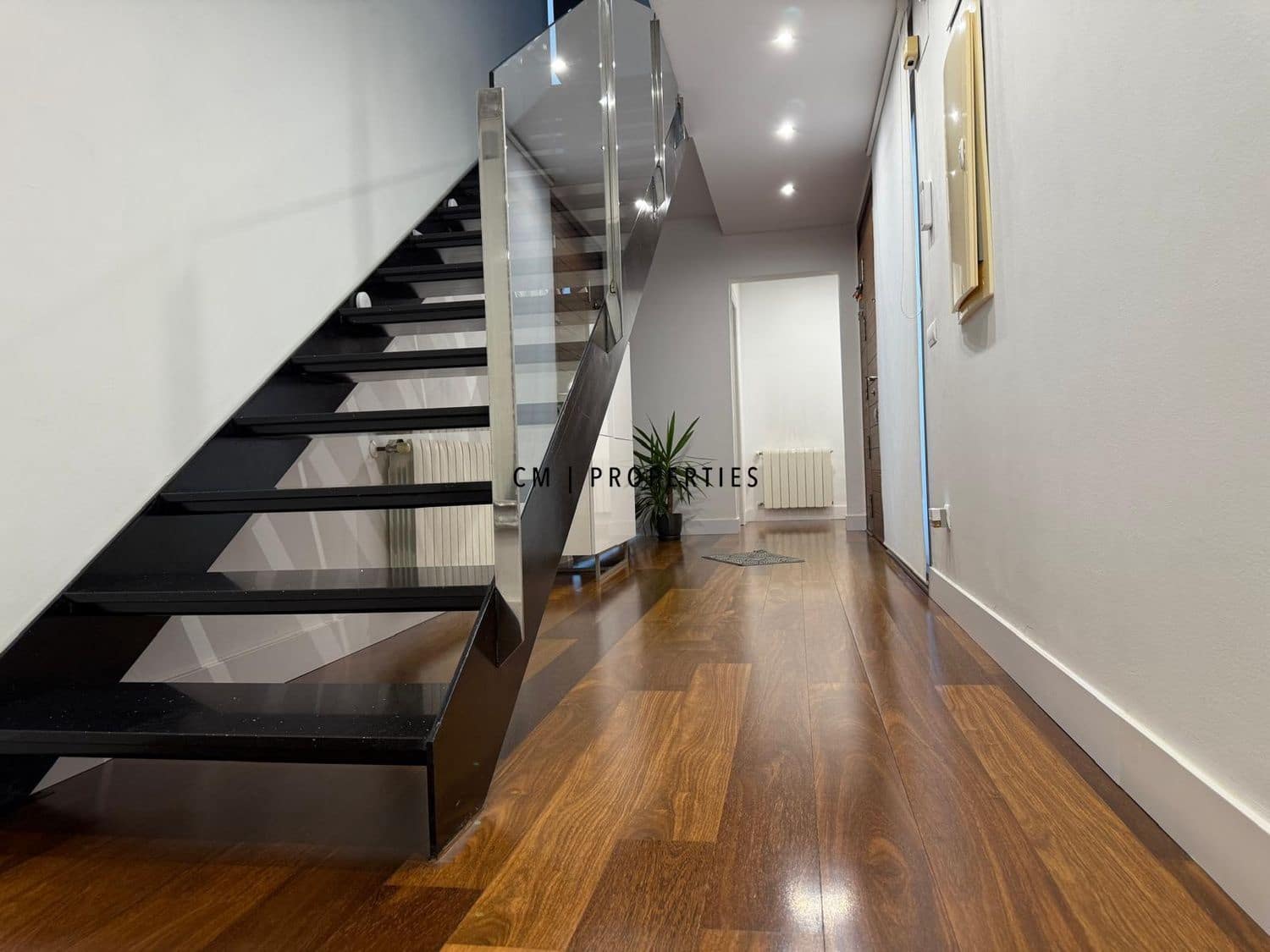 5 sypialnia Willa na sprzedaż w Paterna z basenem garażem - 880 000 € (Ref: 9415359)