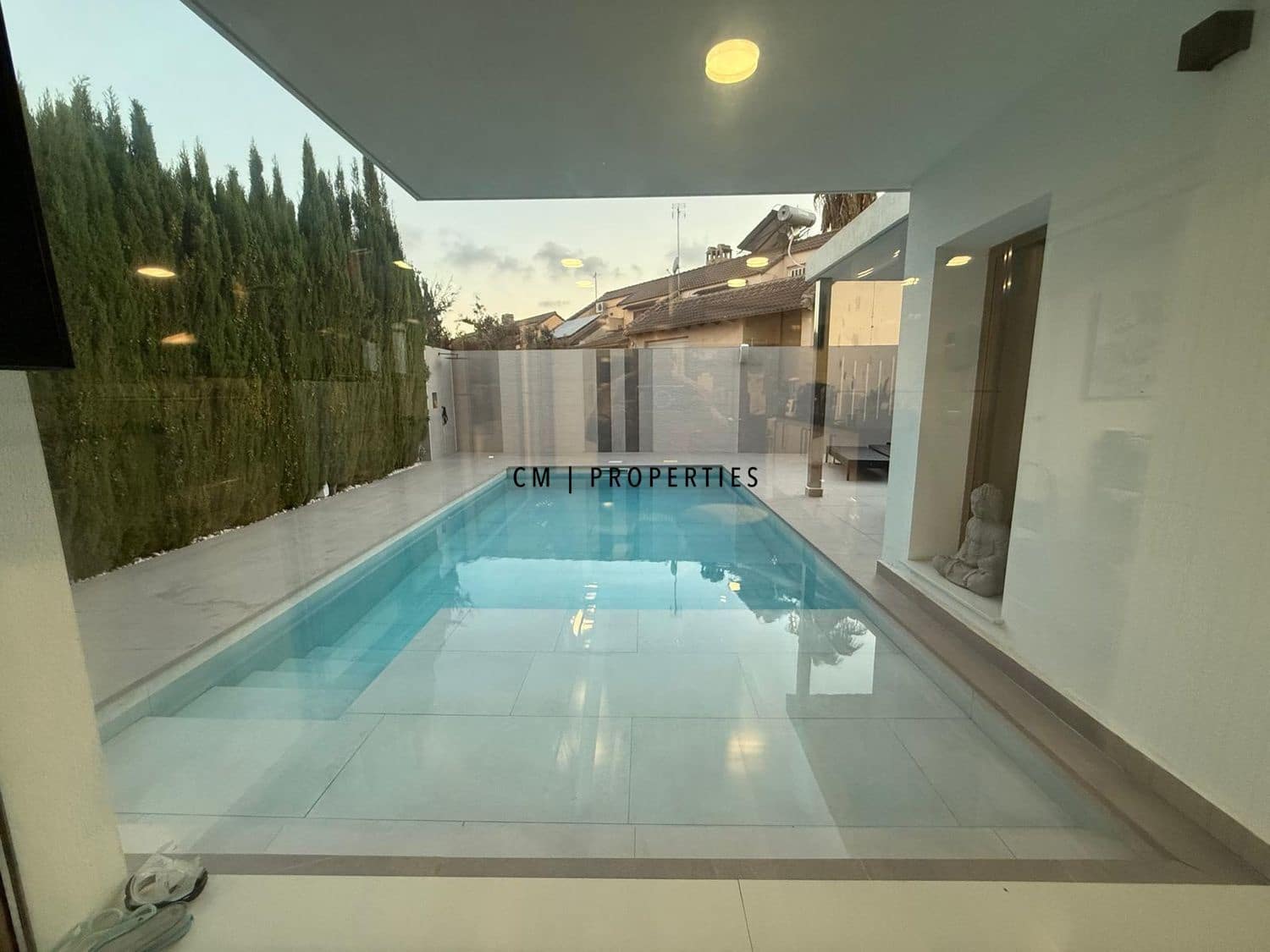 5 sypialnia Willa na sprzedaż w Paterna z basenem garażem - 880 000 € (Ref: 9415359)