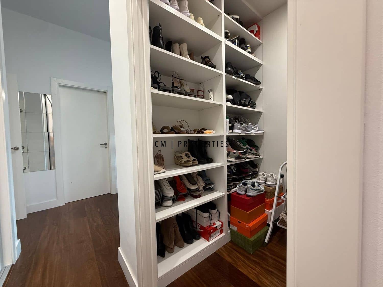 5 sypialnia Willa na sprzedaż w Paterna z basenem garażem - 880 000 € (Ref: 9415359)