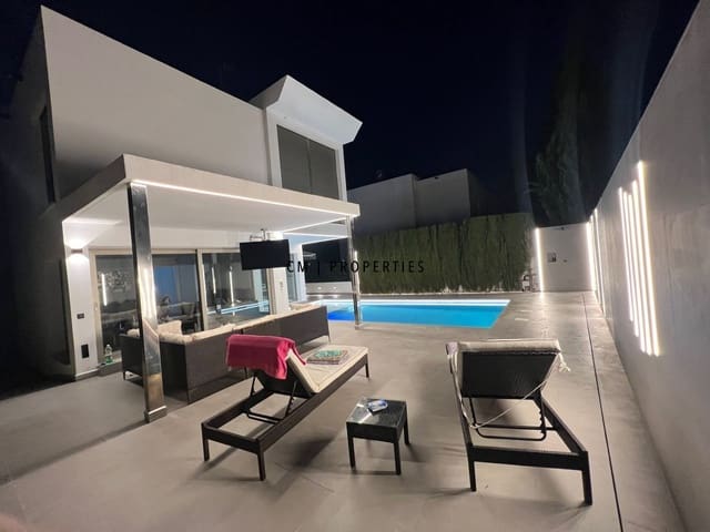 5 sypialnia Willa na sprzedaż w La Cañada, Paterna z basenem garażem - 880 000 € (Ref: 9415359)