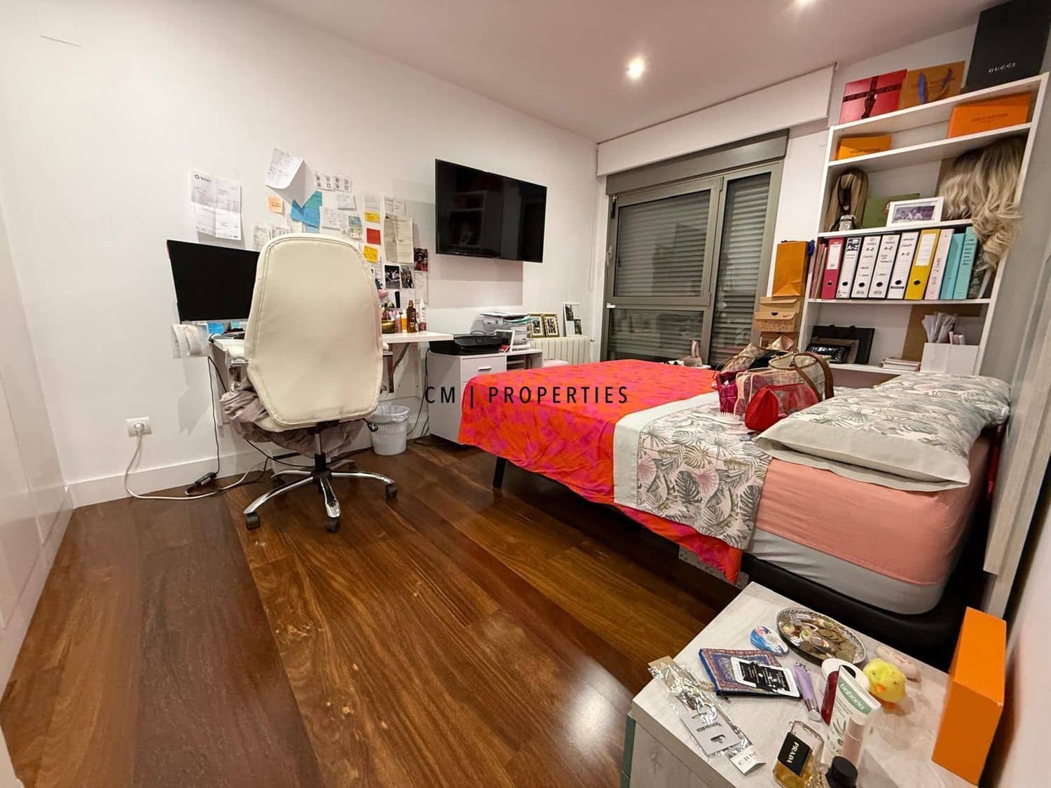 5 sypialnia Willa na sprzedaż w Paterna z basenem garażem - 880 000 € (Ref: 9415359)