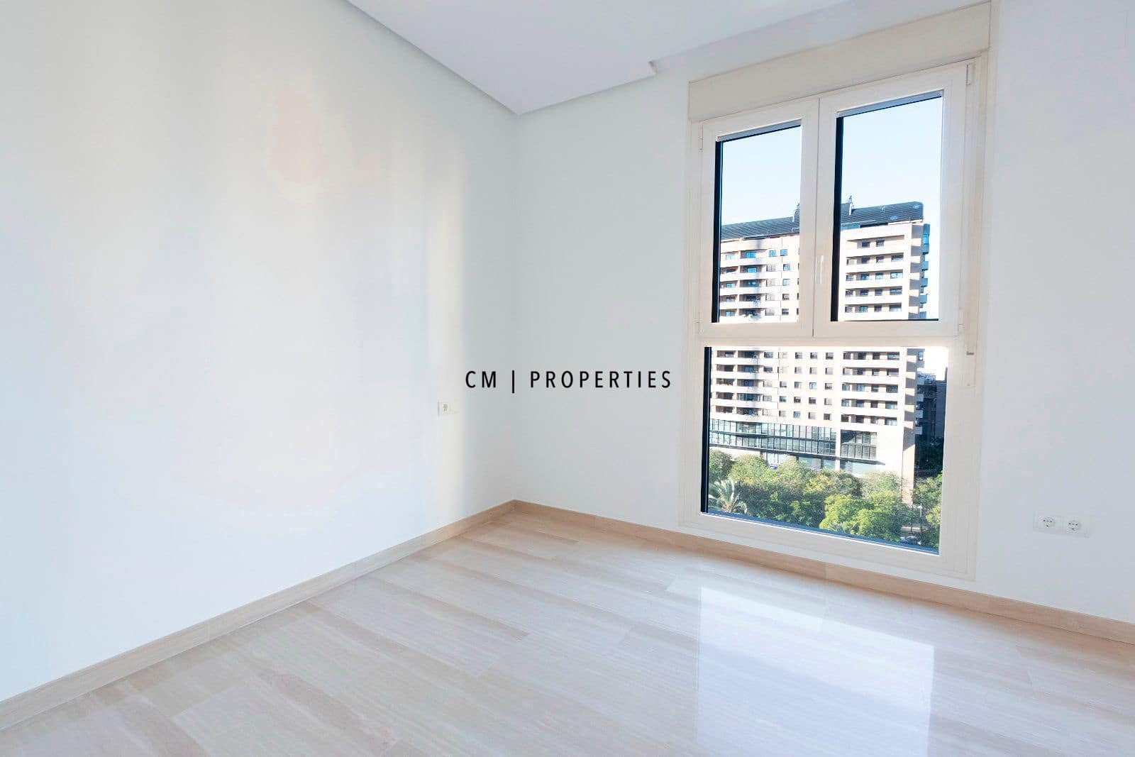 2 sypialnia Mieszkanie do wynajęcia w Miasto Walencja z basenem garażem - 1 750 € (Ref: 9417426)