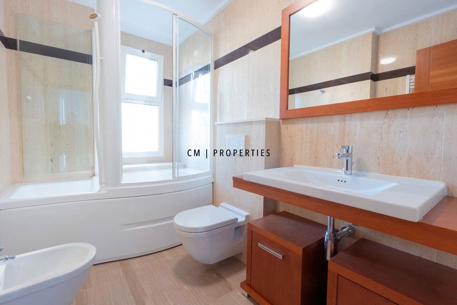 2 sypialnia Mieszkanie do wynajęcia w Miasto Walencja z basenem garażem - 1 750 € (Ref: 9417426)