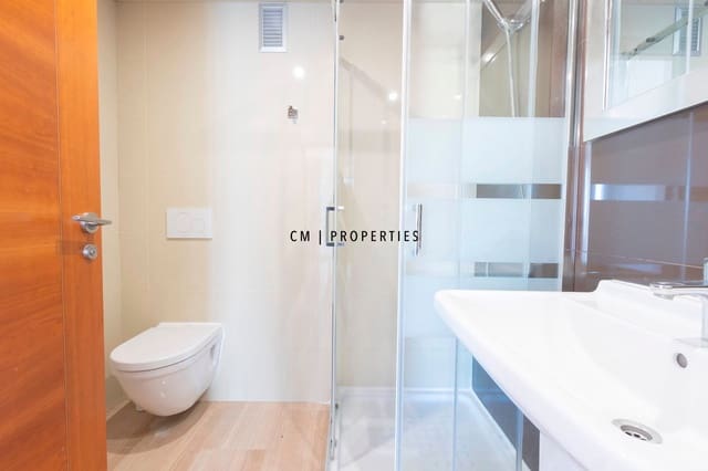 2 slaapkamer Flat te huur in Benicalap, Valencia stad met zwembad garage - € 1.750 (Ref: 9417426)