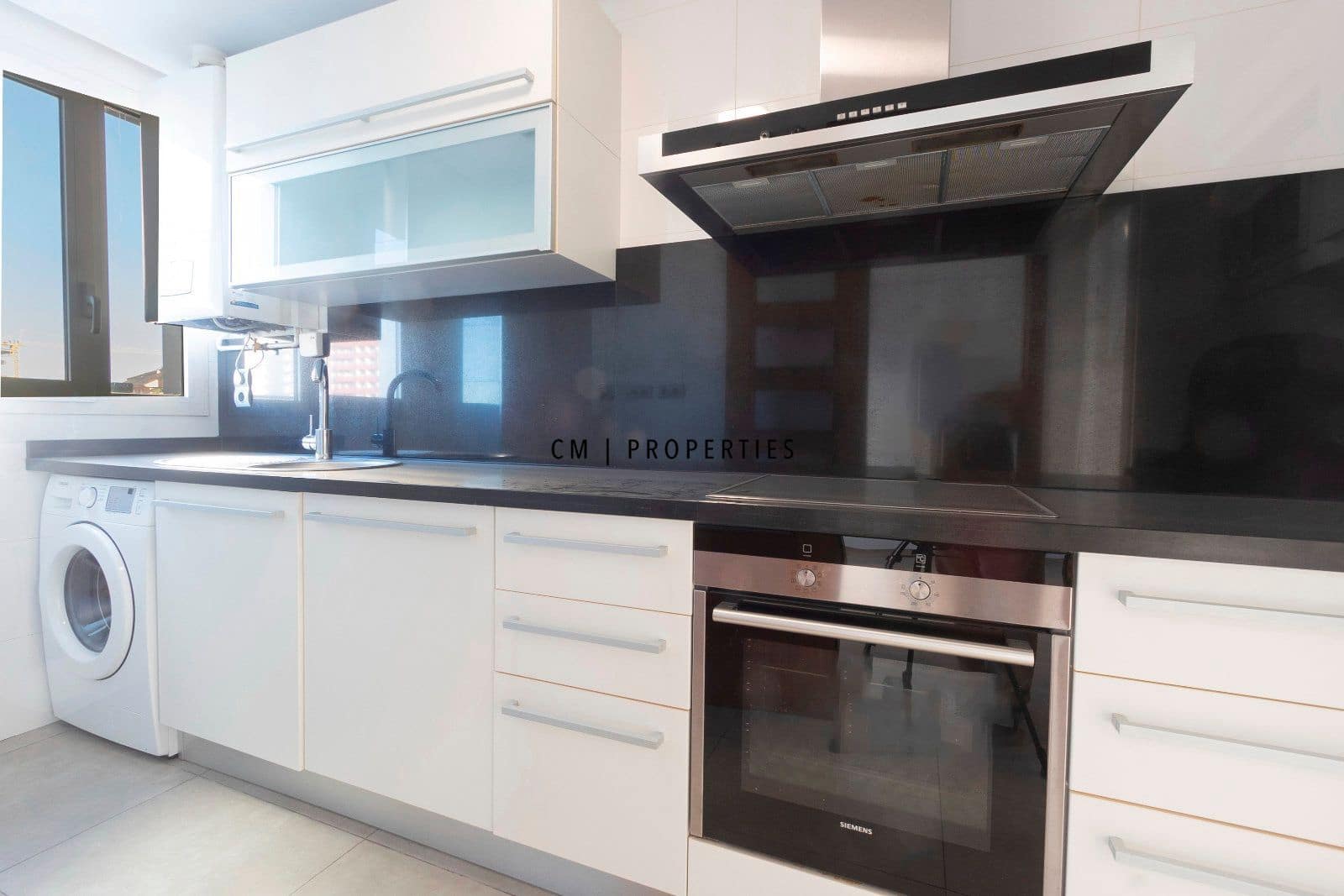 2 sypialnia Mieszkanie do wynajęcia w Miasto Walencja z basenem garażem - 1 750 € (Ref: 9417426)