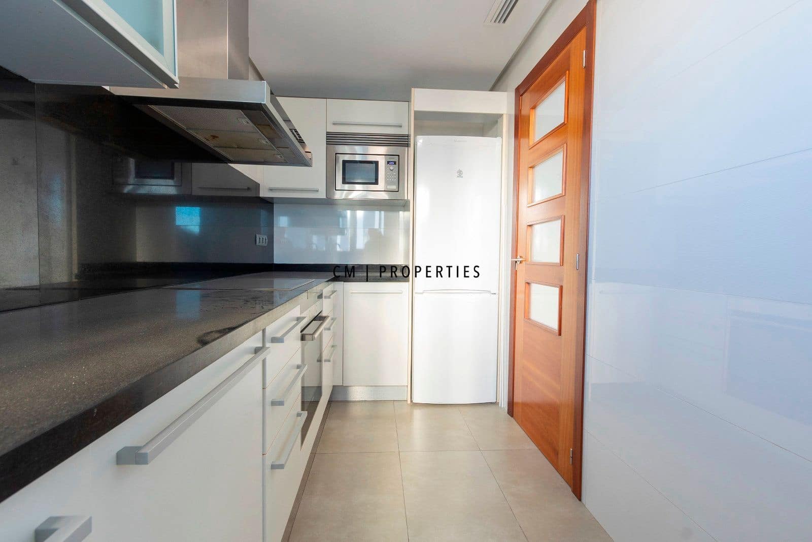 2 sypialnia Mieszkanie do wynajęcia w Miasto Walencja z basenem garażem - 1 750 € (Ref: 9417426)