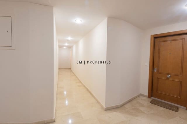 2 quarto Apartamento para arrendar em Quatre Carreres, Valência cidade - 1 450 € (Ref: 9417738)