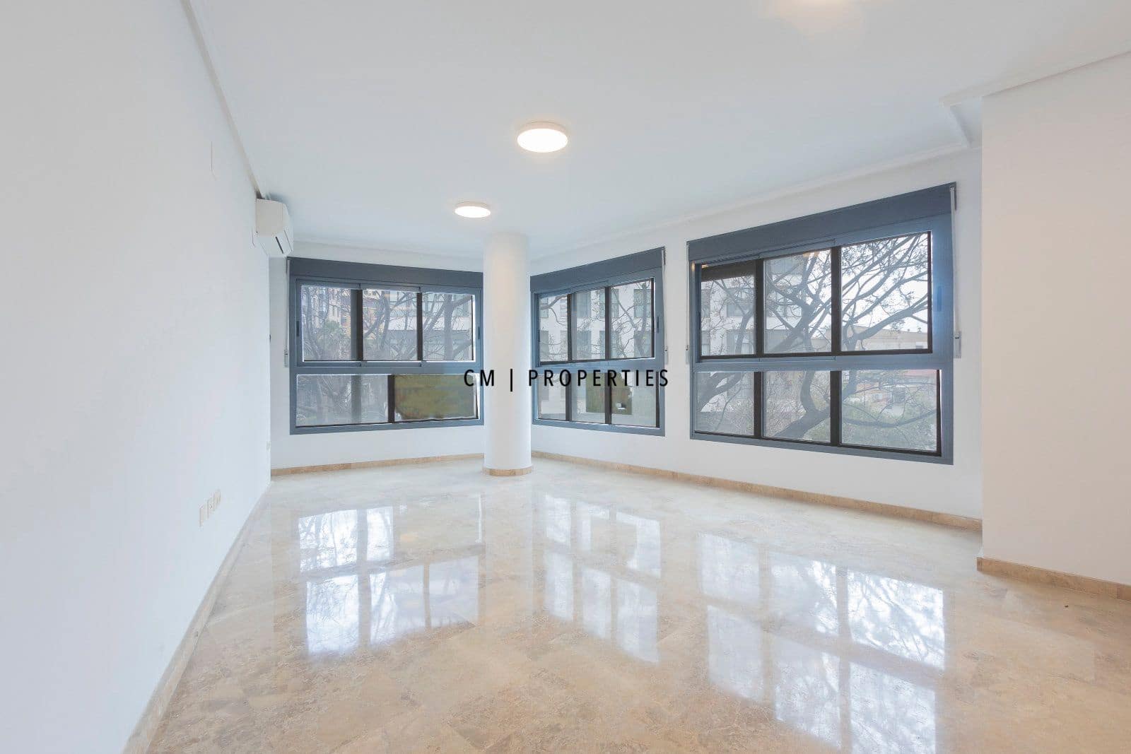 2 bedroom Flat for rent in Valencia city - € 1,450 (Ref: 9417738)