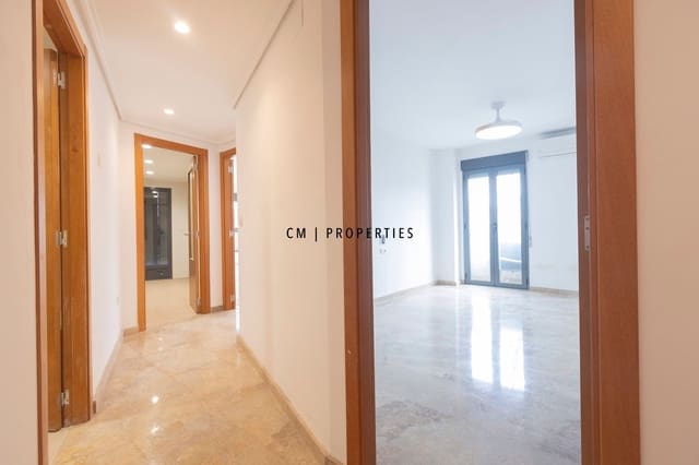 2 quarto Apartamento para arrendar em Quatre Carreres, Valência cidade - 1 450 € (Ref: 9417738)