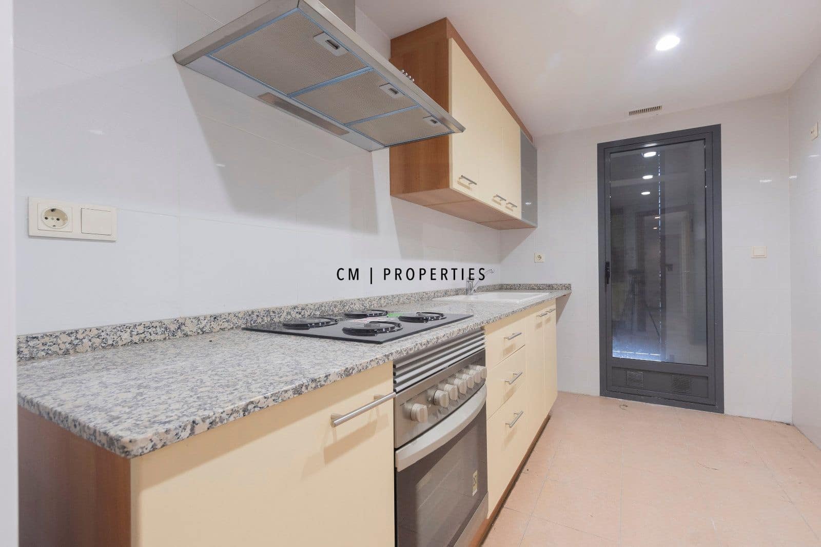 2 bedroom Flat for rent in Valencia city - € 1,450 (Ref: 9417738)