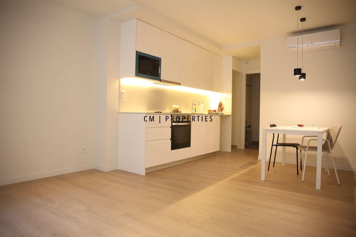 3 soverom Leilighet til leie i Valencia by - € 2 000 (Ref: 9421662)