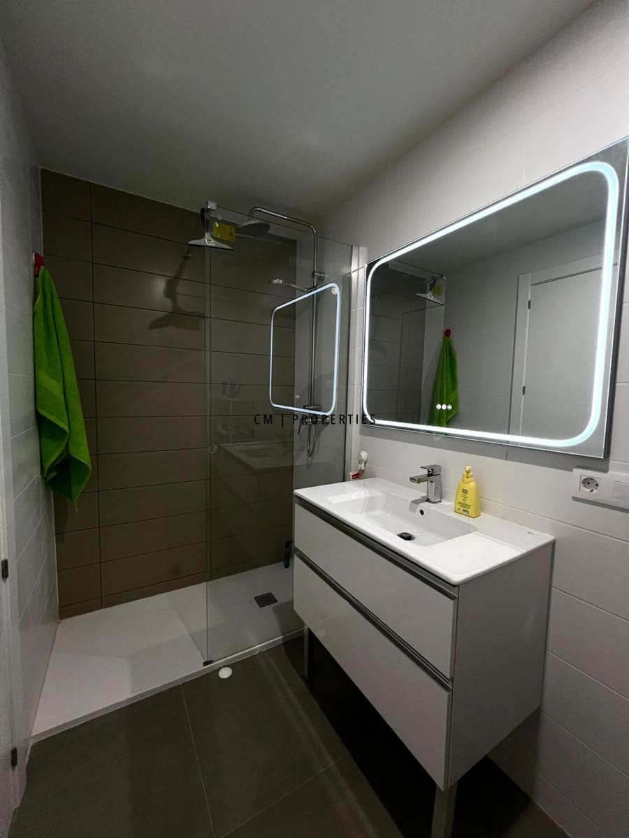 3 soverom Leilighet til leie i Valencia by - € 2 000 (Ref: 9421662)