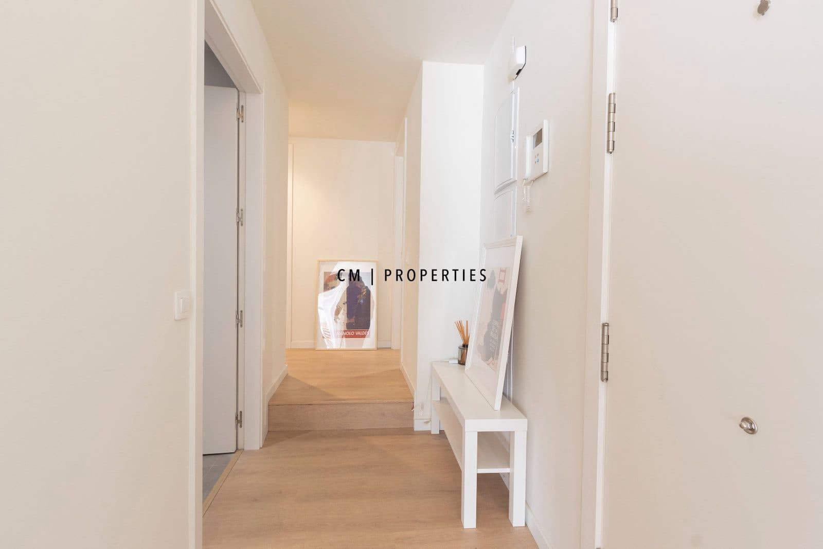 3 bedroom Flat for rent in Valencia city - € 2,100 (Ref: 9421662)