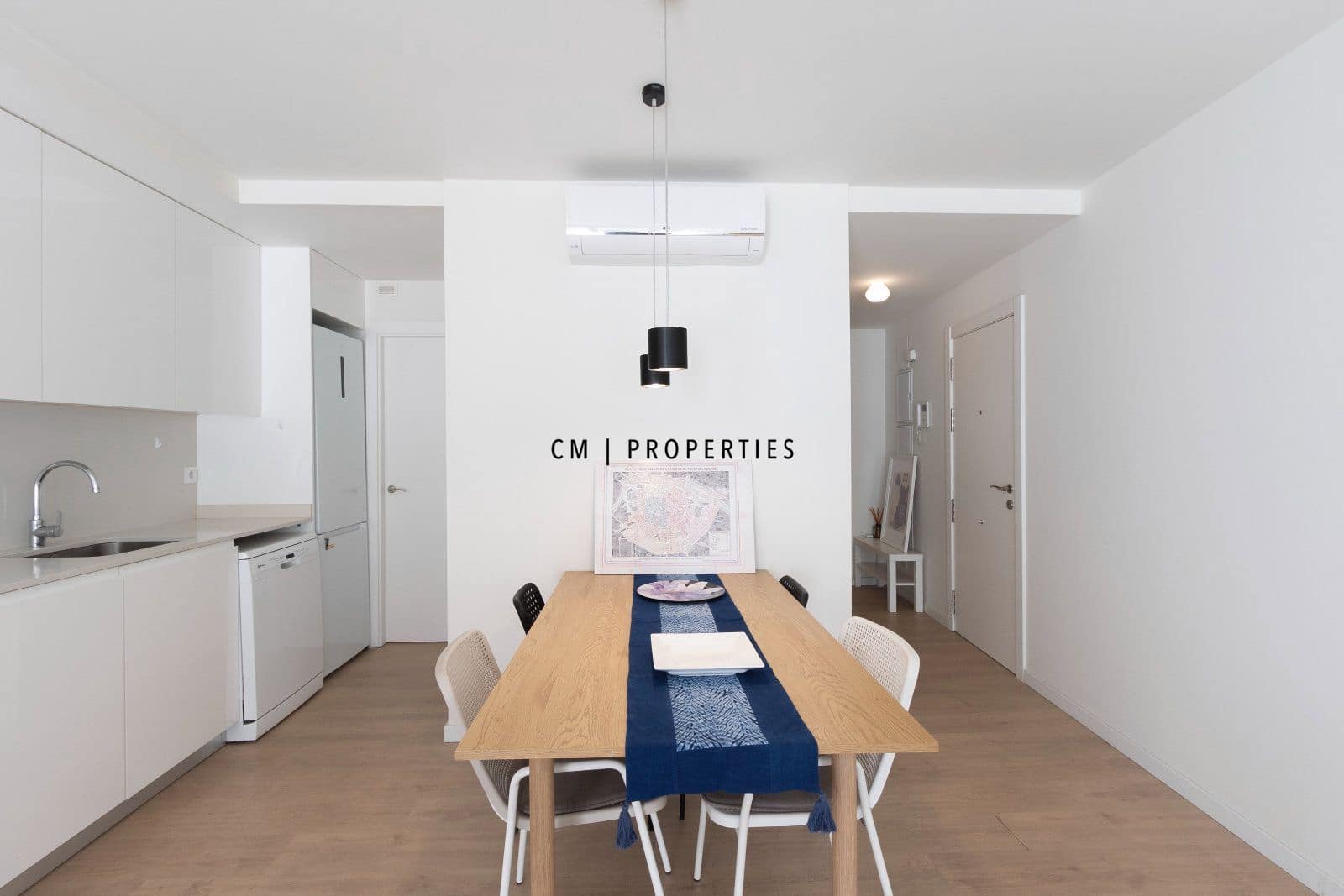 3 bedroom Flat for rent in Valencia city - € 2,100 (Ref: 9421662)