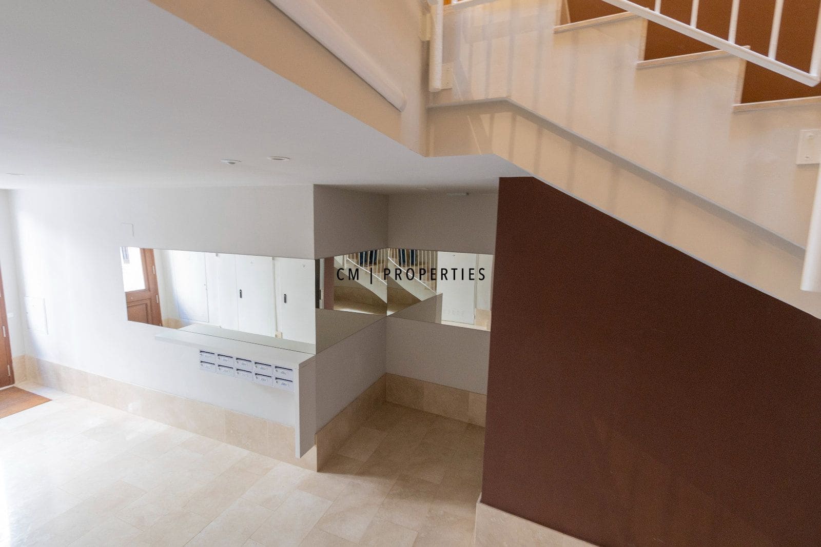 3 bedroom Flat for rent in Valencia city - € 2,100 (Ref: 9421662)
