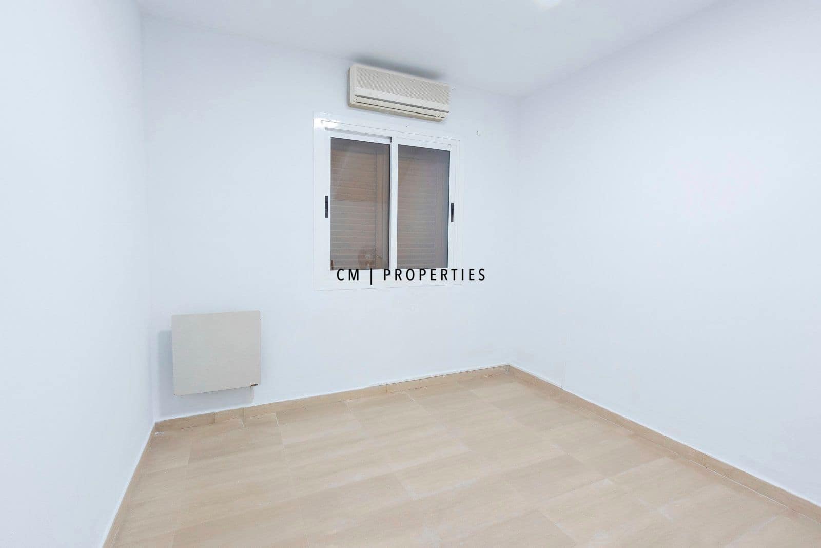 4 soverom Hus til salgs i Chiva med svømmebasseng - € 360 000 (Ref: 9421663)