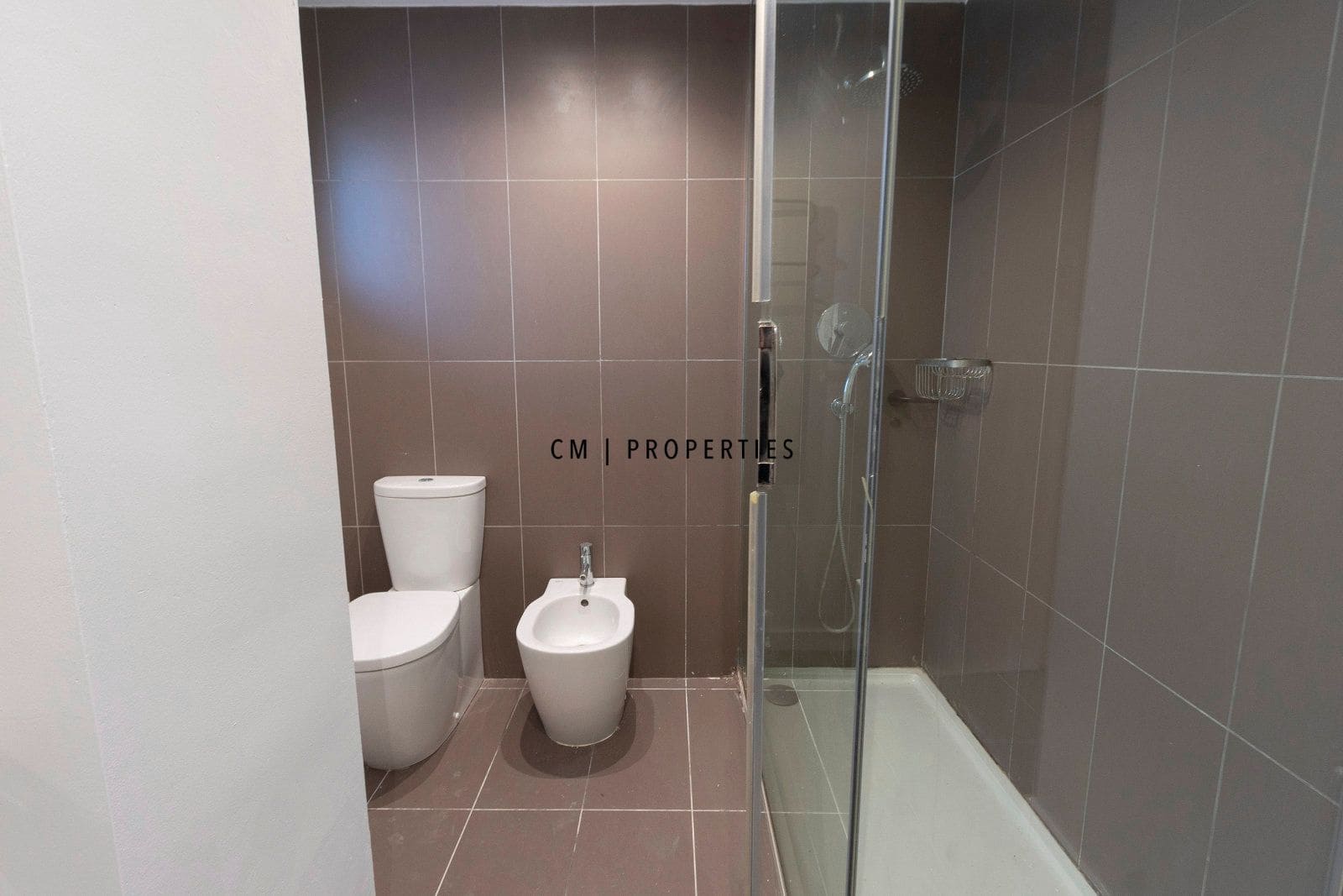 4 soverom Hus til salgs i Chiva med svømmebasseng - € 360 000 (Ref: 9421663)