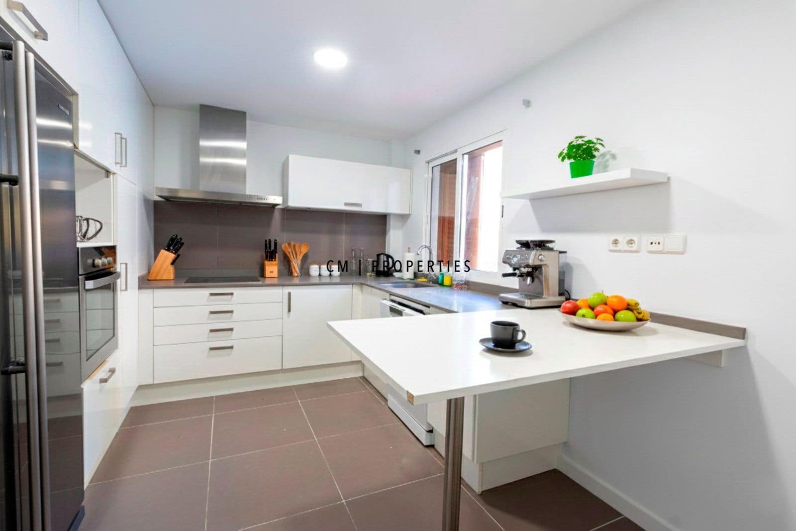 4 soverom Hus til salgs i Chiva med svømmebasseng - € 360 000 (Ref: 9421663)