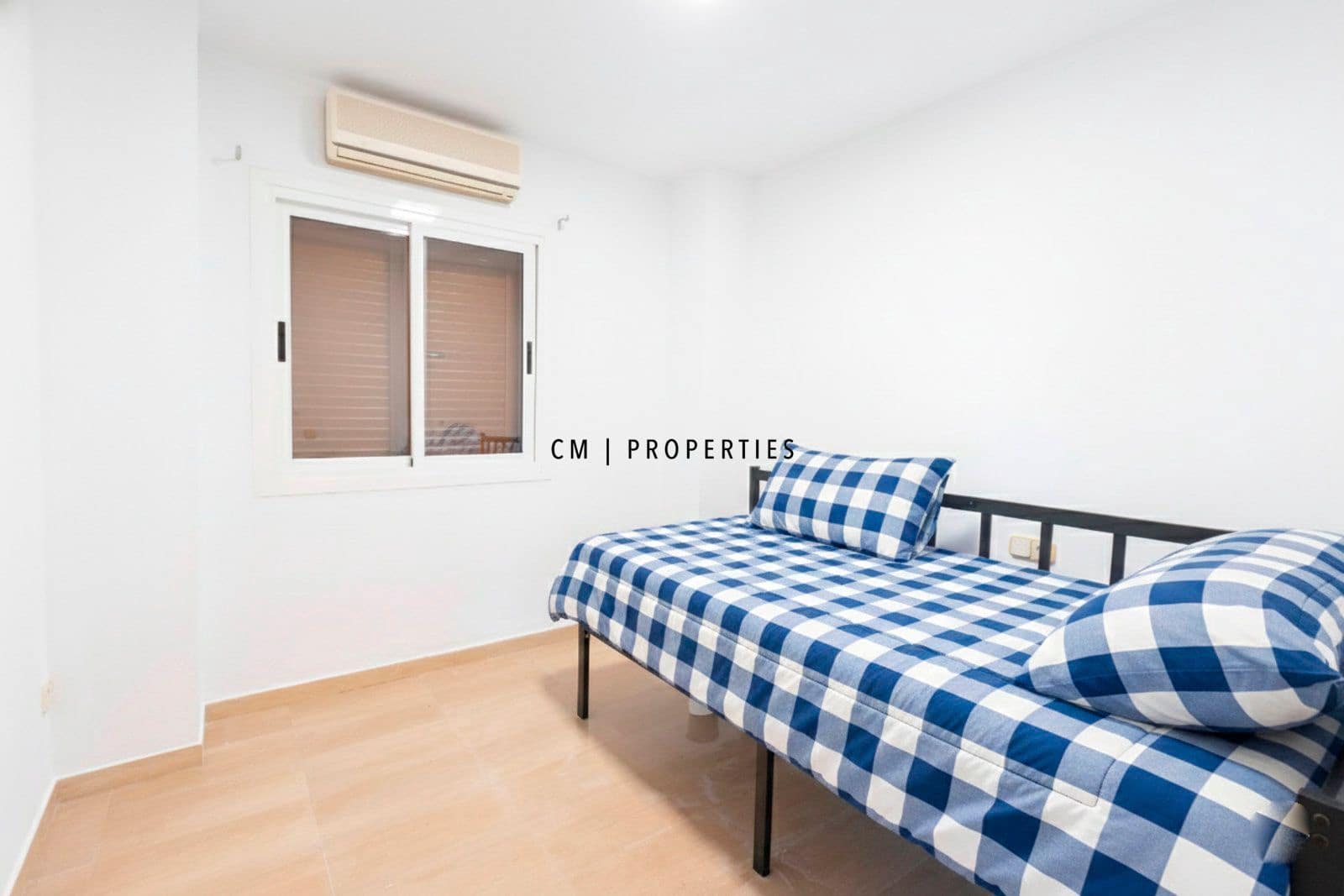 4 soverom Hus til salgs i Chiva med svømmebasseng - € 360 000 (Ref: 9421663)