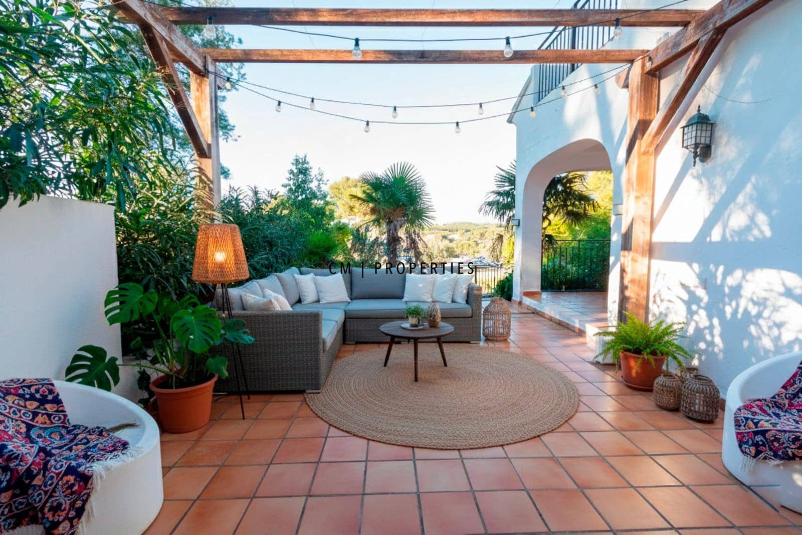 4 soverom Hus til salgs i Chiva med svømmebasseng - € 360 000 (Ref: 9421663)