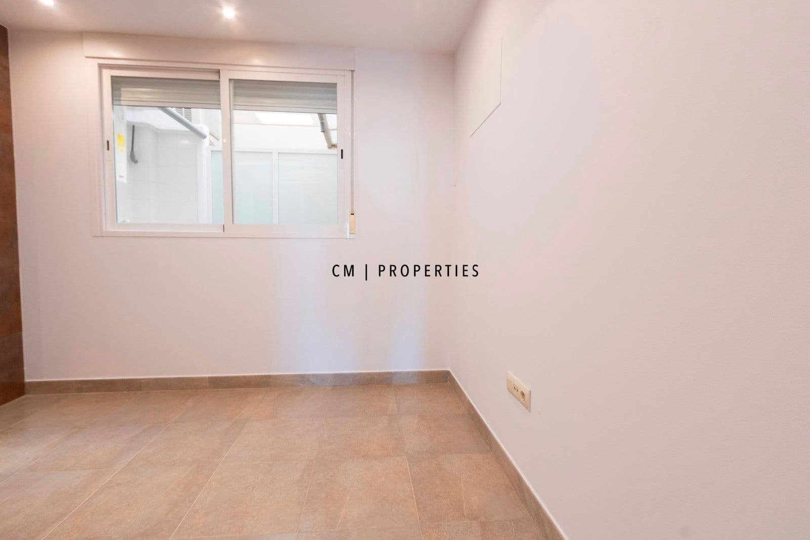 2 slaapkamer Flat te koop in Pucol - € 425.000 (Ref: 9421840)