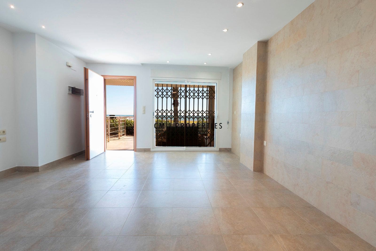 2 slaapkamer Flat te koop in Pucol - € 425.000 (Ref: 9421840)