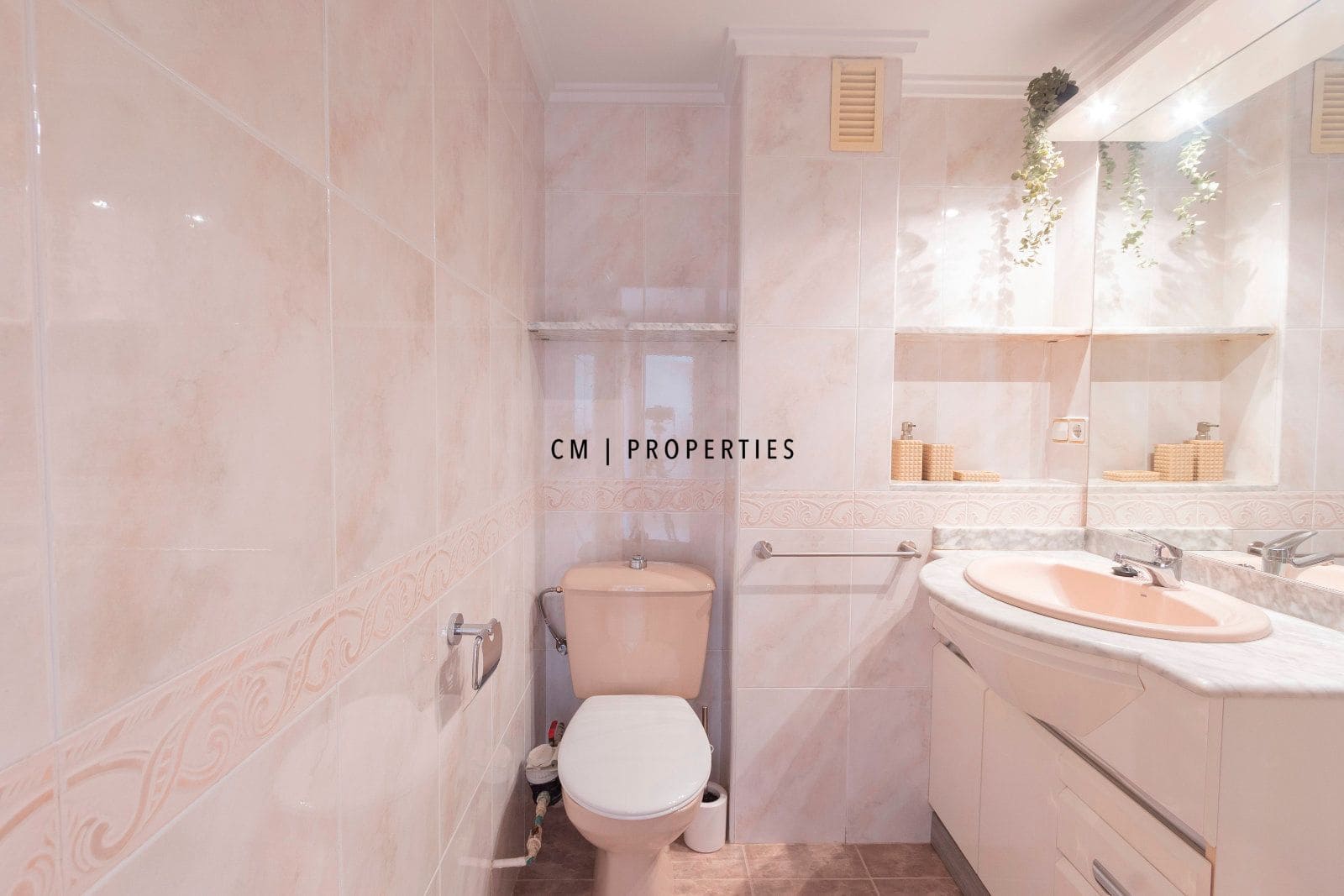 4 camera da letto Appartamento da affittare in Valencia citta - 1.500 € (Rif: 9424506)