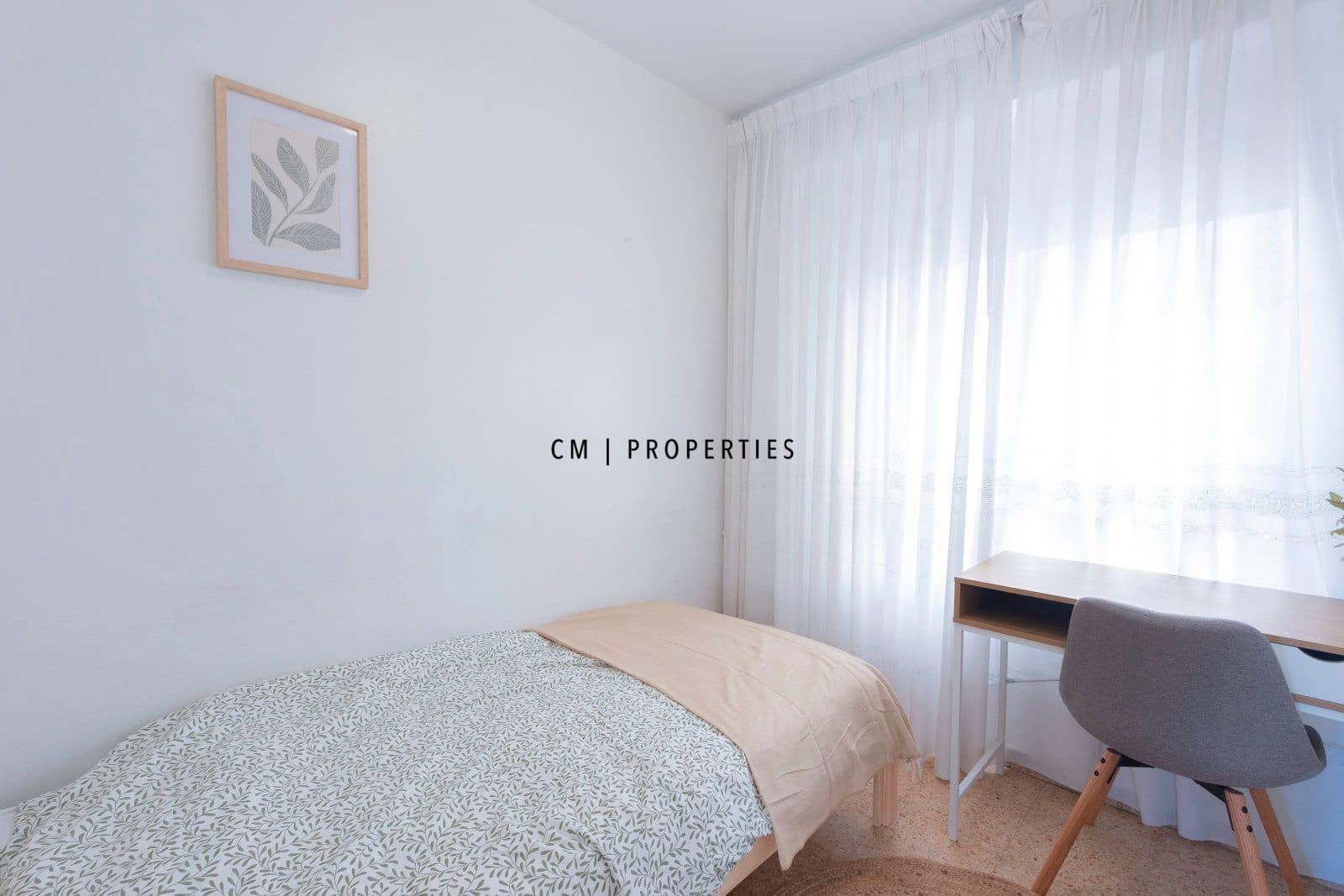 4 camera da letto Appartamento da affittare in Valencia citta - 1.500 € (Rif: 9424506)