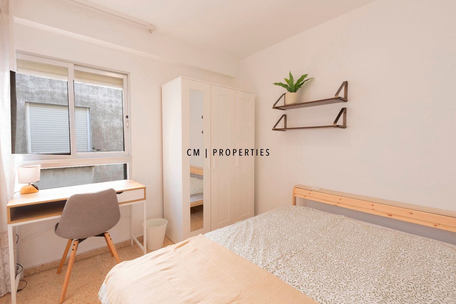 4 camera da letto Appartamento da affittare in Valencia citta - 1.500 € (Rif: 9424506)