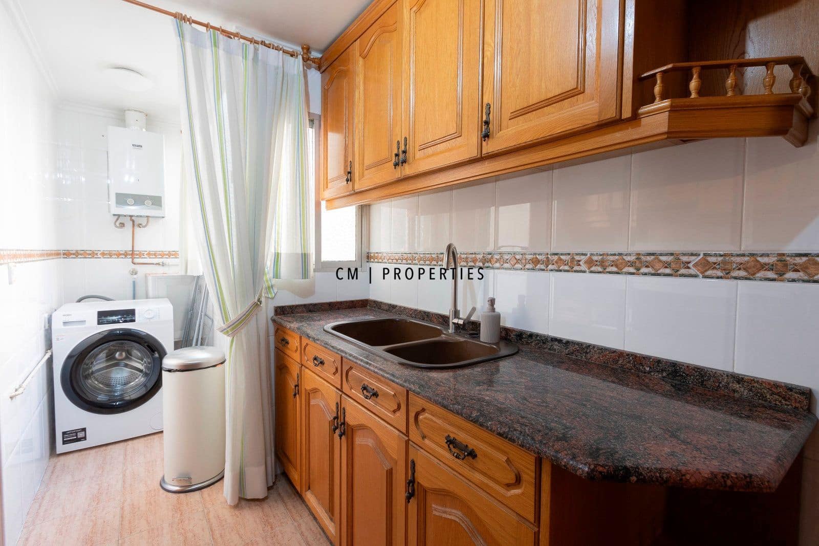 4 camera da letto Appartamento da affittare in Valencia citta - 1.500 € (Rif: 9424506)