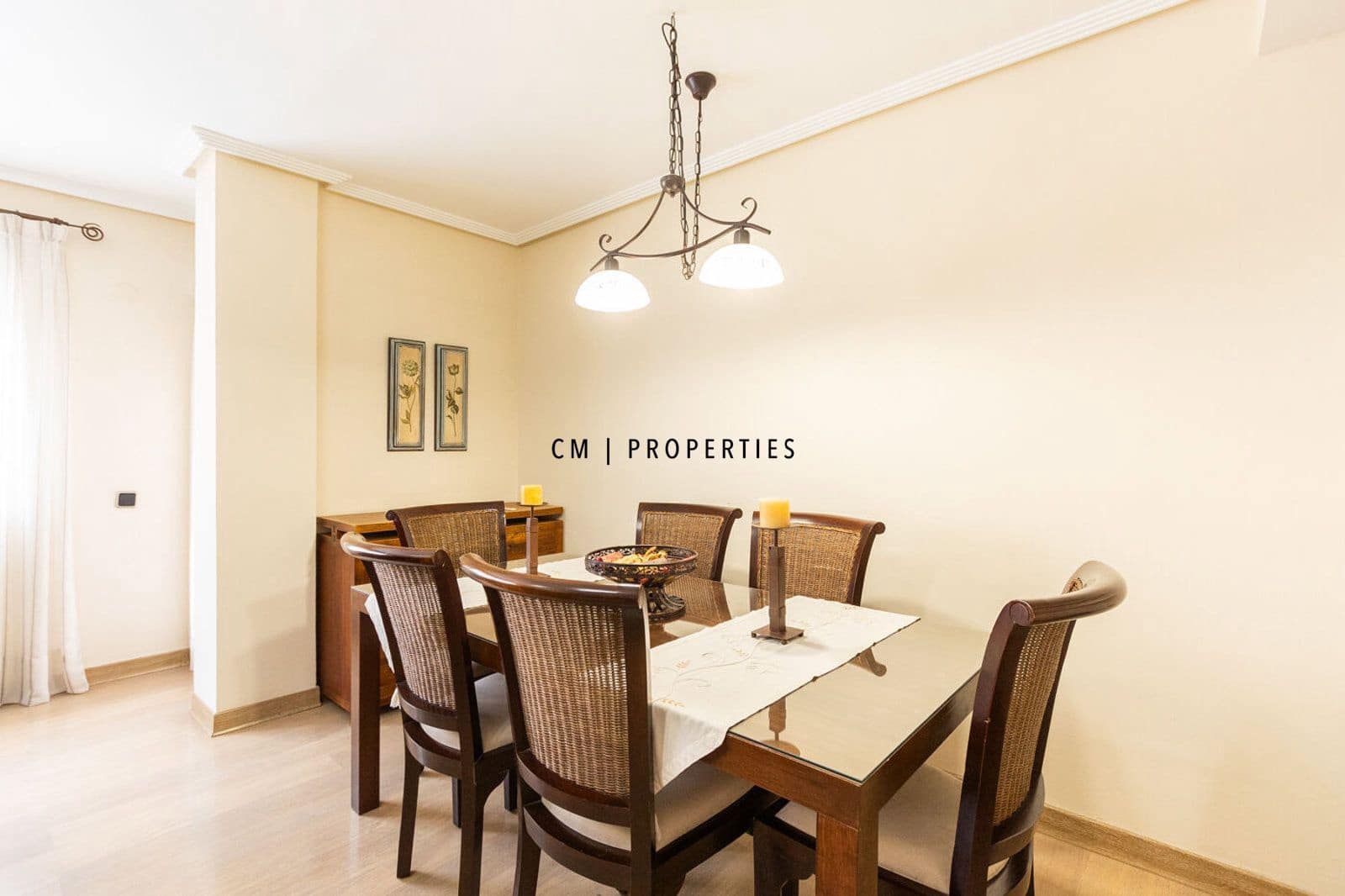 3 sypialnia Mieszkanie do wynajęcia w Miasto Walencja z garażem - 1 300 € (Ref: 9428701)