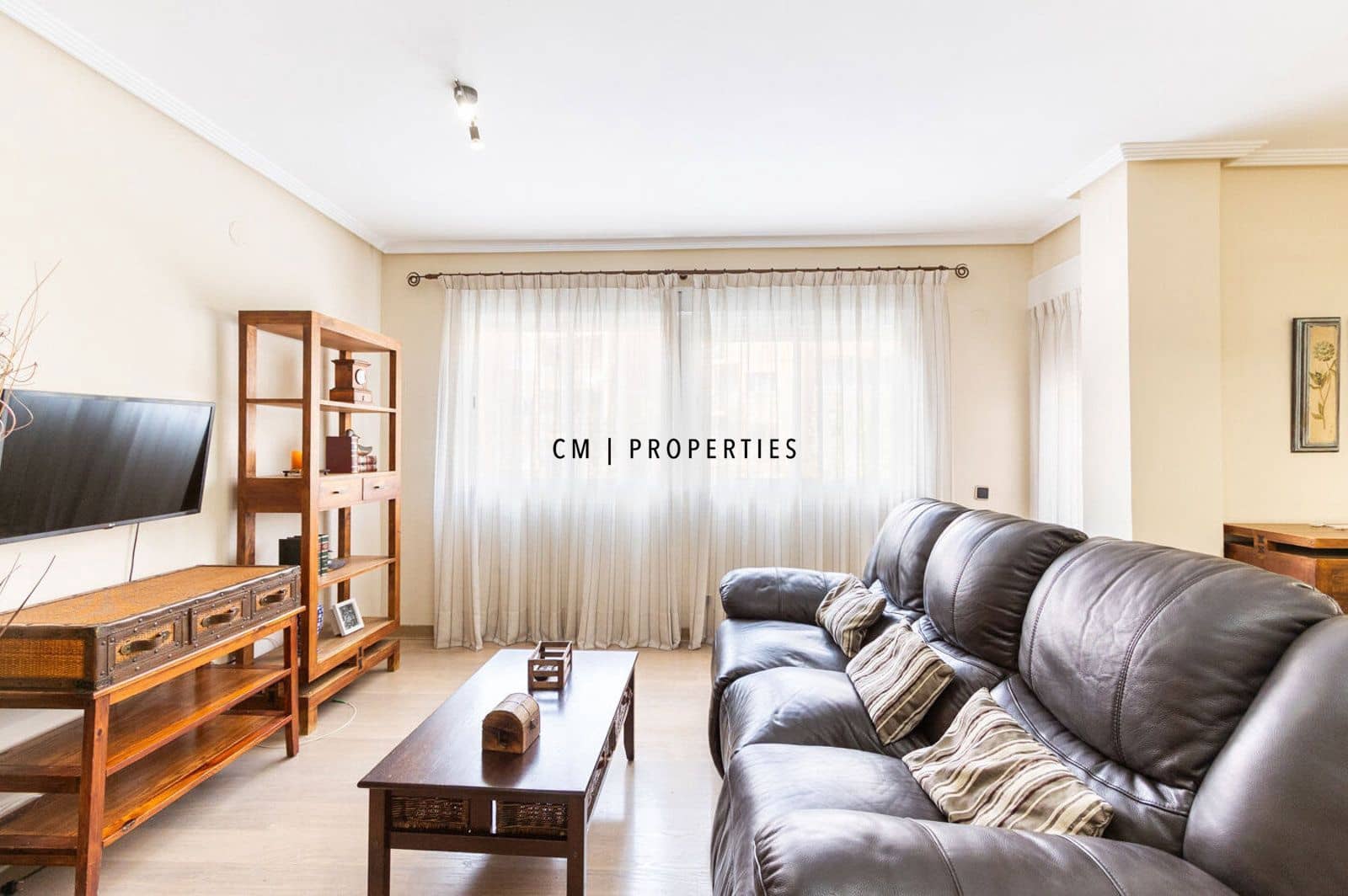 3 sypialnia Mieszkanie do wynajęcia w Miasto Walencja z garażem - 1 300 € (Ref: 9428701)