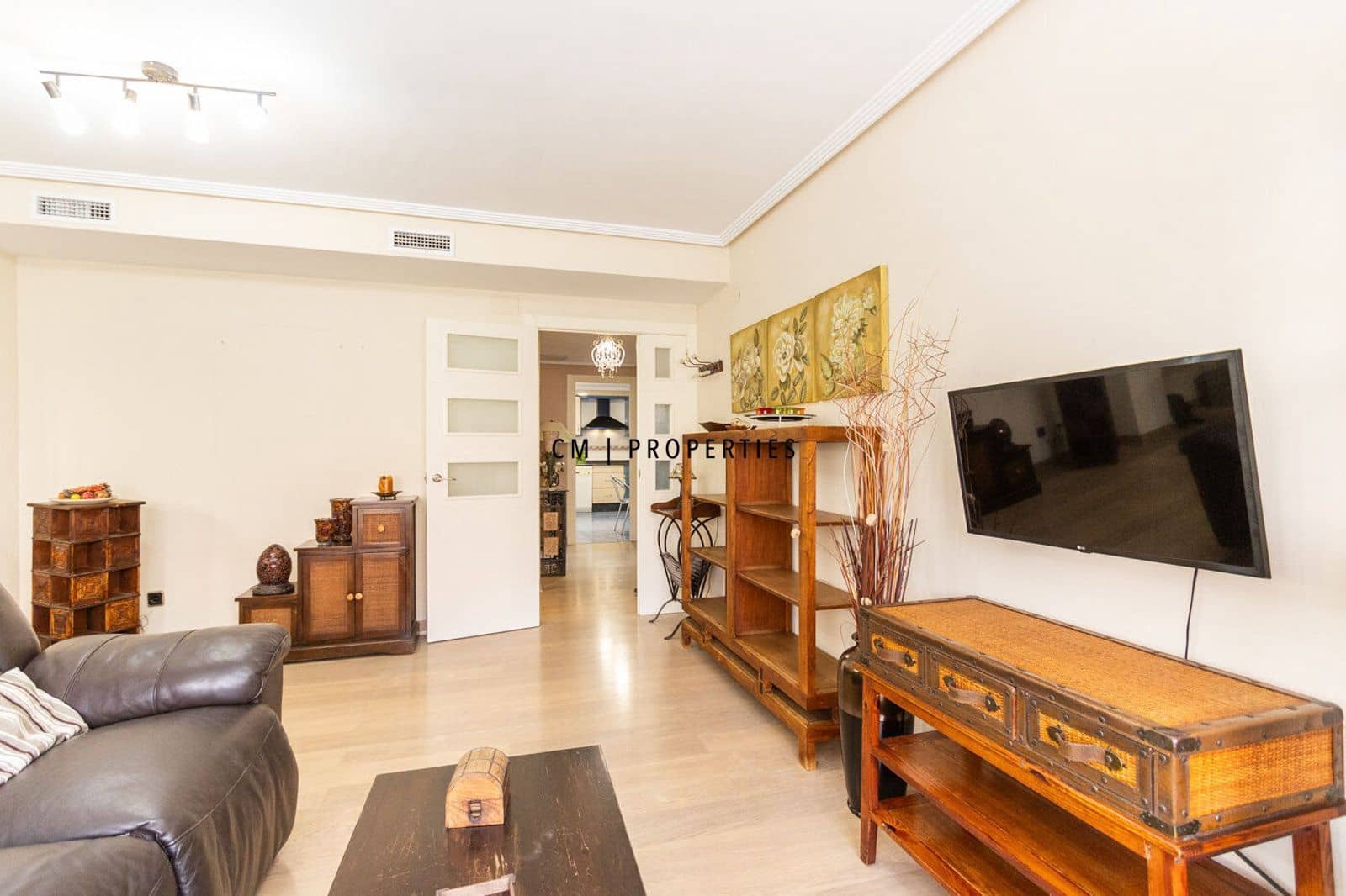 3 sypialnia Mieszkanie do wynajęcia w Miasto Walencja z garażem - 1 300 € (Ref: 9428701)