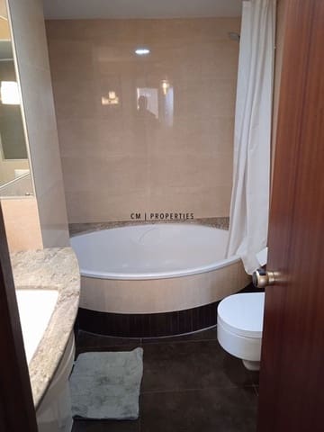 4 makuuhuone Asunto vuokrattavana paikassa Benimaclet, Valencia kaupunki - 1 350 € (Ref: 9432440)